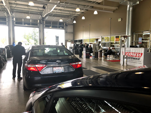 Toyota Dealer «Vancouver Toyota», reviews and photos, 10455 NE 53rd St, Vancouver, WA 98662, USA