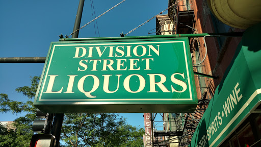 Liquor Store «Division Street Liquors», reviews and photos, 1759 W Division St, Chicago, IL 60622, USA
