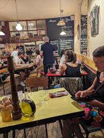 Atmosphère du Restaurant Le Petit Lascaris à Nice - n°12