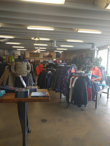 Clothing Store «Patagonia Outlet Salt Lake City», reviews and photos, 2292 S Highland Dr, Salt Lake City, UT 84106, USA