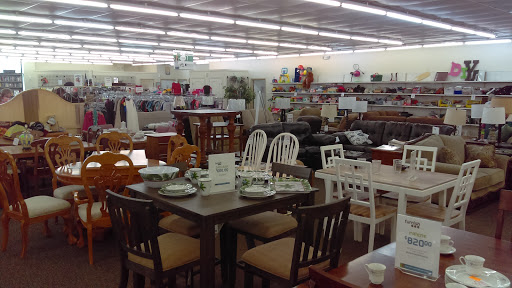 Thrift Store «Waterfront Rescue Mission Thrift Store», reviews and photos, 4376 Gulf Breeze Pkwy, Gulf Breeze, FL 32563, USA