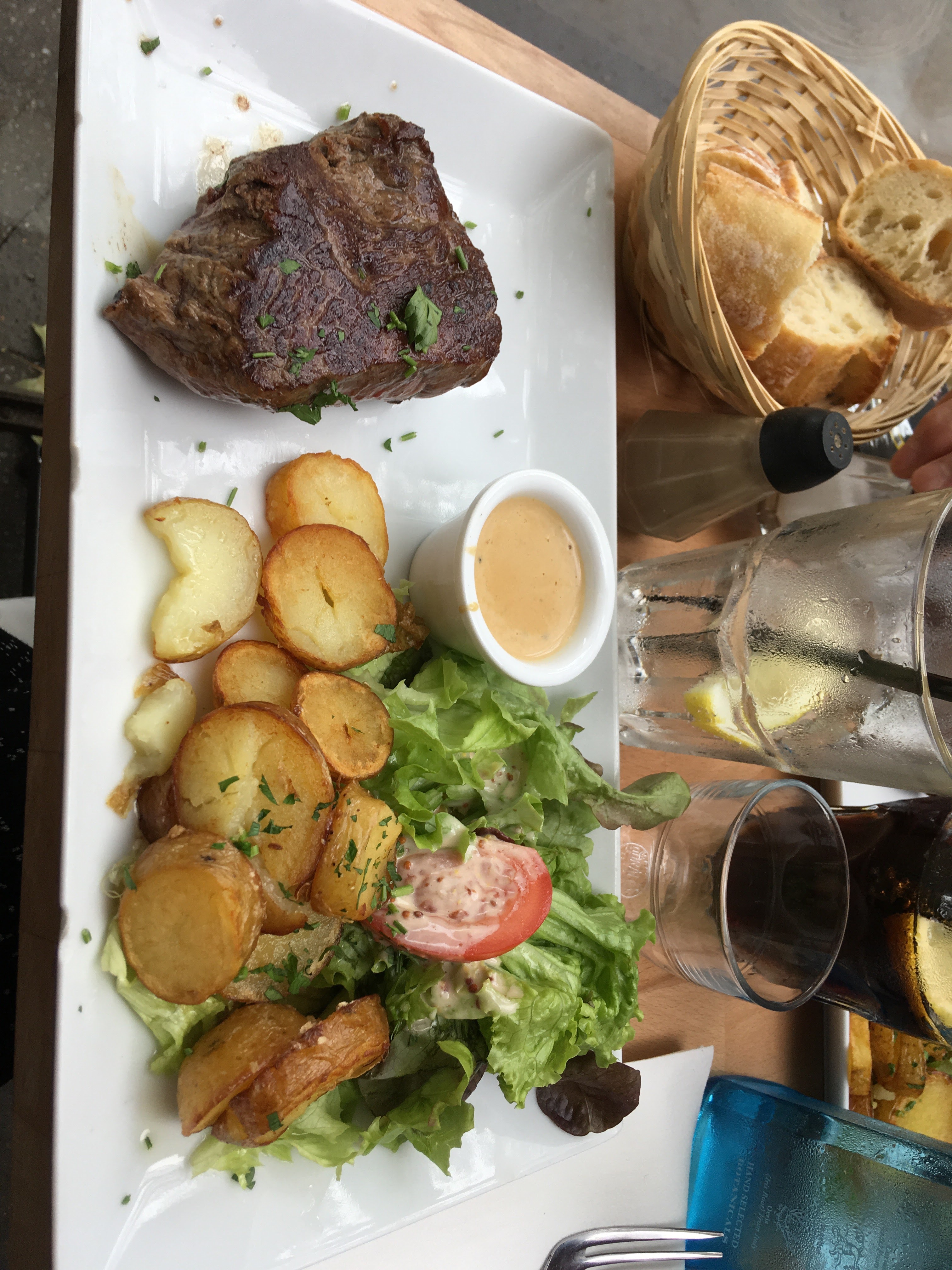Photo n° 1 de l'avis de laura.i fait le 06/09/2018 à 10:26