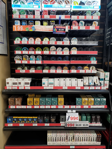 Tobacco Shop «Smokers Outlet», reviews and photos, 1446 E Kearney St, Springfield, MO 65803, USA