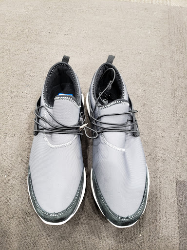 Shoe Store «DSW Designer Shoe Warehouse», reviews and photos, 400 S State Rd, Springfield, PA 19064, USA