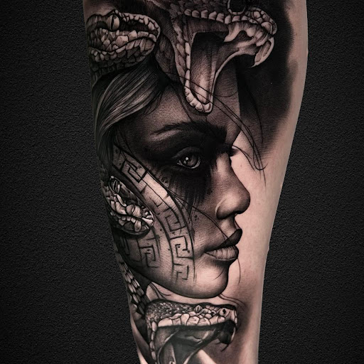Glorious Art Tattoo Studio Bielefeld