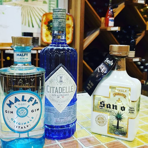 Liquor Store «T & R Wines & Liquors», reviews and photos, 145 Market St, Potsdam, NY 13676, USA