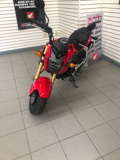 Motorcycle Dealer «Waynesville Cycle Center», reviews and photos, 18999 Great Smoky Mountains Expy, Waynesville, NC 28786, USA