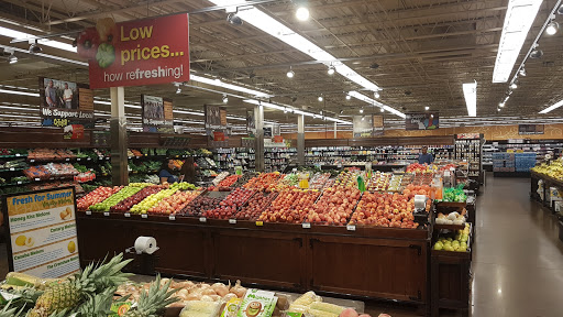 Grocery Store «Kroger», reviews and photos, 310 W North St, Kendallville, IN 46755, USA