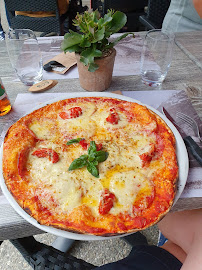 Pizza du Restaurant La Romanche à Le Bourg-d'Oisans - n°3