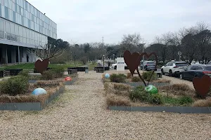 Hospital Center University De Bordeaux image