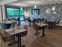 Atmosphère du La Parenthèse Restaurant | Bar | Salon de thé à Saint-Marcel - n°7