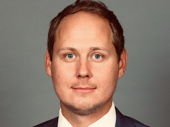 Jacek Holzwieser - Wealth Financial Advisor