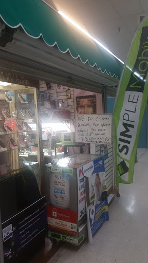 Flea Market «Revelation Marketplace», reviews and photos, 27455 S Dixie Hwy, Homestead, FL 33032, USA