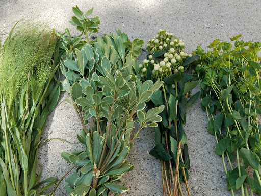 Florist «Fountain Of Flowers And Gifts», reviews and photos, 101 Devoe St, Lone Tree, IA 52755, USA