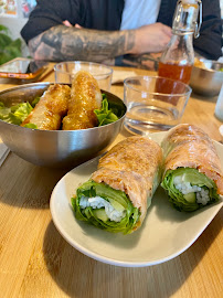 Plats et boissons du Restaurant vietnamien Beau & Bún Vaise - Bò bún & Fresh roll à Lyon - n°6