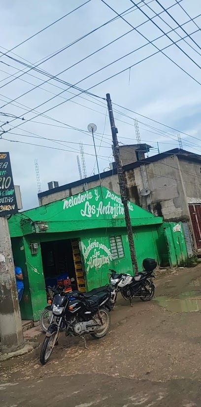 Heladeria Y Panaderia Los Antojitos