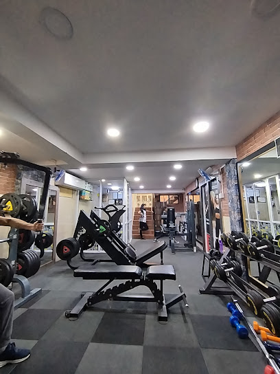 POWER POINT GYM VILE PARLE