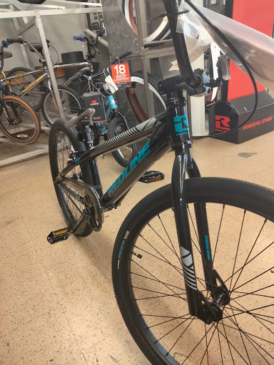 Bicycle Store «Bay Area Cycling -Pasadena», reviews and photos, 2049 S Richey St, Pasadena, TX 77502, USA