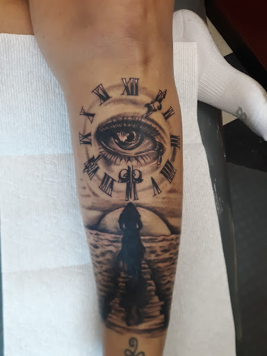 Tattoo Shop «Valhallas Gate Tattoo», reviews and photos, 201 Caldwell Blvd, Nampa, ID 83651, USA