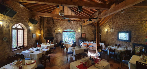 Posada Real - Restaurante El Señorío de la Serre - C. de Don Victoriano Hernando, 44, 40532 Aldeanueva de la Serrezuela, Segovia, Spain