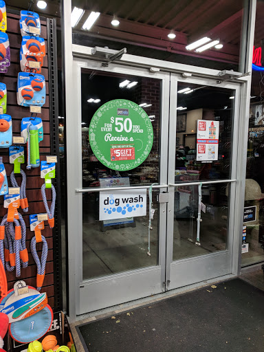 Pet Store «Pet Valu», reviews and photos, 73 Highland Ave A, East Providence, RI 02914, USA