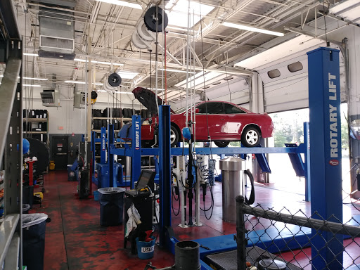 Tire Shop «Walmart Tires & Auto Parts», reviews and photos, 4444 W Vine St, Kissimmee, FL 34746, USA