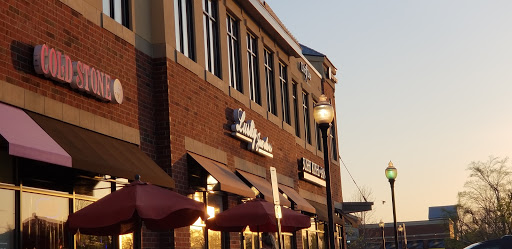 Jewelry Store «Lustig Jewelers», reviews and photos, 281 W Townline Rd, Vernon Hills, IL 60061, USA