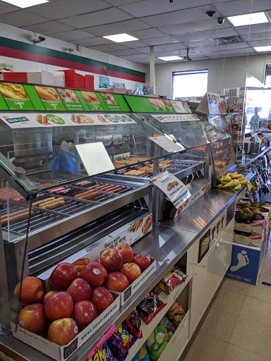 Convenience Store «7-Eleven», reviews and photos, 2222 Taraval St, San Francisco, CA 94116, USA