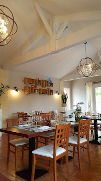 Atmosphère du Restaurant Le Phileas Fogg à Civrac-de-Blaye - n°11
