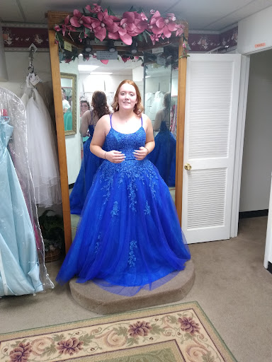 Bridal Shop «Bridal Country», reviews and photos, 3 N Lowry St, Smyrna, TN 37167, USA