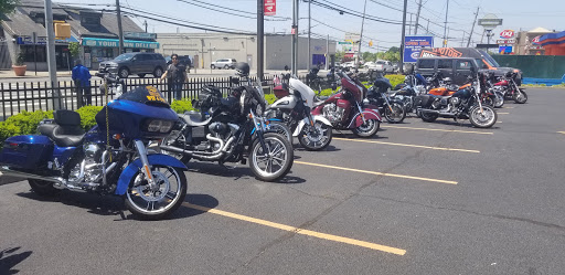 Harley-Davidson Dealer «Harley-Davidson of Staten Island», reviews and photos, 442 Bay St, Staten Island, NY 10304, USA