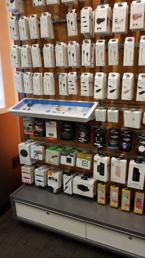 Cell Phone Store «AT&T», reviews and photos, 7525 166th Ave NE D120, Redmond, WA 98052, USA