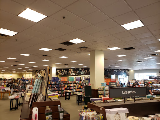 Book Store «Barnes & Noble», reviews and photos, 21001 N Tatum Blvd #42, Phoenix, AZ 85050, USA