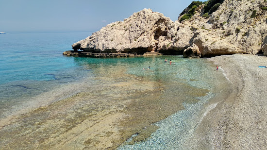Mikro Seitani beach
