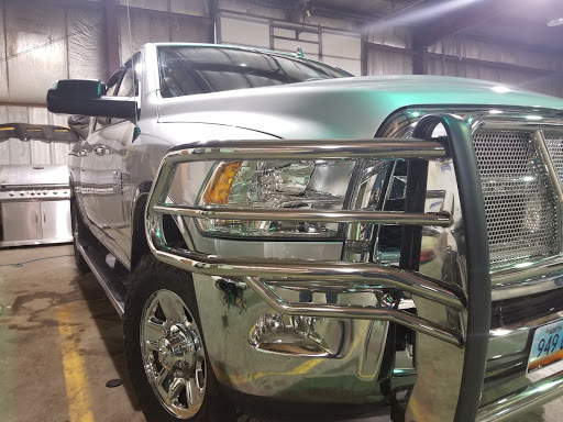 Luxury Auto Spa | Auto Detailing Services en Williston