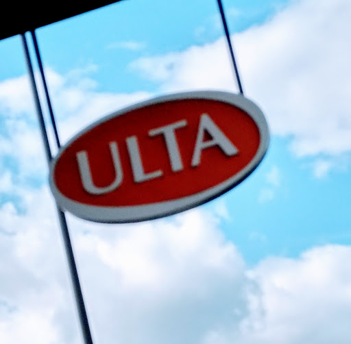 Hair Salon «Ulta Beauty», reviews and photos, 1500 N Tomahawk Island Dr, Portland, OR 97217, USA