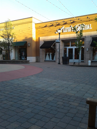Shopping Mall «The Shops At Riverwoods», reviews and photos, 4801 N University Ave, Provo, UT 84604, USA