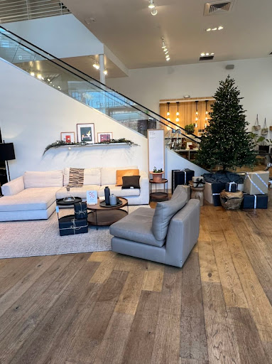 Furniture Store «EQ3 Emeryville», reviews and photos, 5603 Bay St, Emeryville, CA 94608, USA