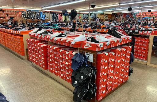 Shoe Store «Shoe City», reviews and photos, 17401 Bellflower Blvd, Bellflower, CA 90706, USA