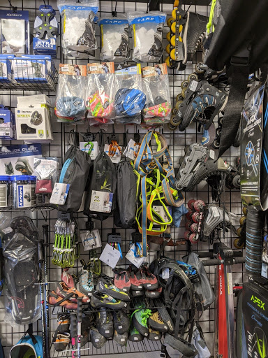 Sporting Goods Store «Replays Sports Exchange», reviews and photos, 30901 Stagecoach Blvd #102, Evergreen, CO 80439, USA