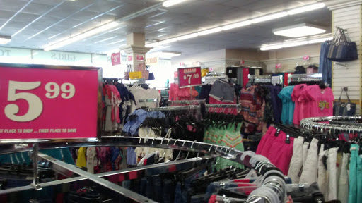 Discount Store «Fallas Paredes Discount Stores», reviews and photos, 9060 Firestone Blvd, Downey, CA 90241, USA