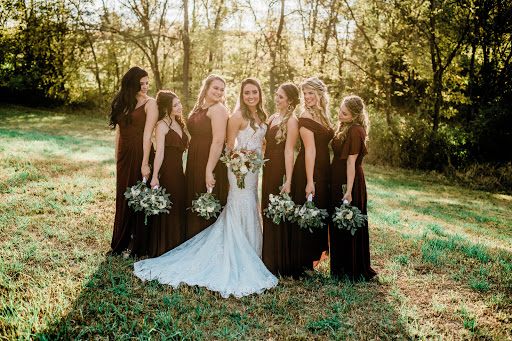 Bridal Shop «J & B Bridals & Formals», reviews and photos, 136 S Main St, Chambersburg, PA 17201, USA