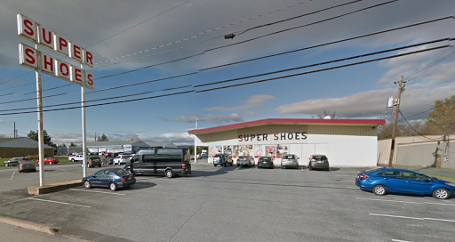 Super Shoes, 6494 Carlisle Pike, Mechanicsburg, PA 17050, USA, 