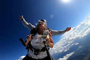 Saut en parachute 82 Montauban - Parachutisme Occitan image