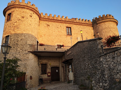 Castello di Oricola Via Castello, 14, 67063 Oricola AQ, Italia