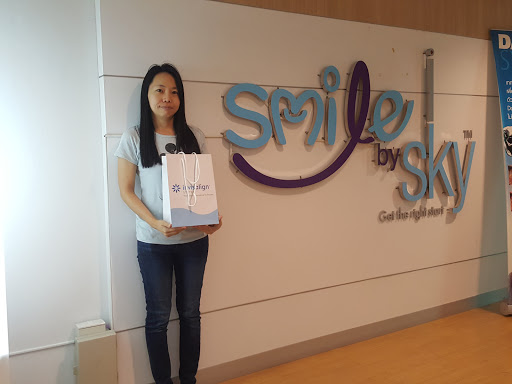 SMILE by iSKY dental center ศูนย์ทันตกรรมเฉพาะทาง สไมล์ บาย ไอสกาย