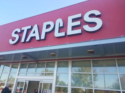 Office Supply Store «Staples», reviews and photos, 7157 Narcoossee Rd, Orlando, FL 32822, USA