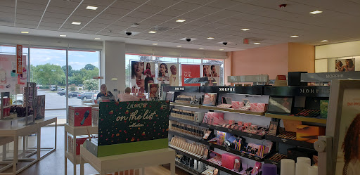 Hair Salon «Ulta Beauty», reviews and photos, 17758 Garland Groh Blvd, Hagerstown, MD 21740, USA