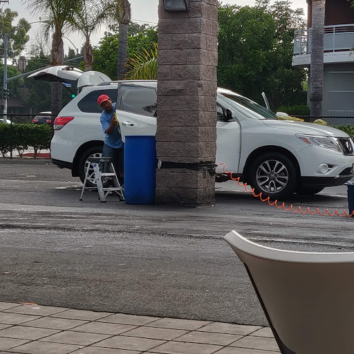Car Wash «Crystal Car Wash», reviews and photos, 12592 W Chapman Ave, Garden Grove, CA 92840, USA