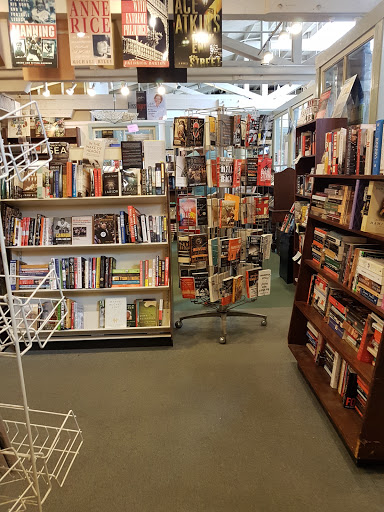 Book Store «Garden District Book Shop», reviews and photos, 2727 Prytania St, New Orleans, LA 70130, USA